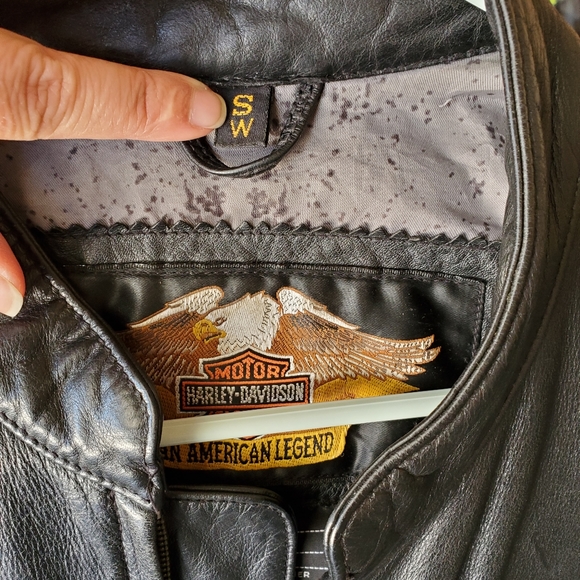 Womens leather Harley coat - Picture 3 of 11